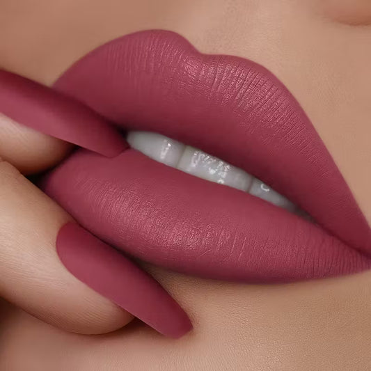 Long-lasting matte lipstick